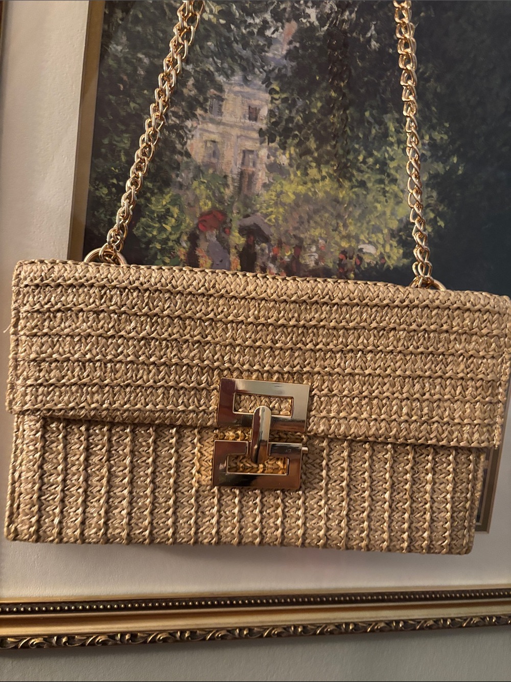 Beautiful beige woven straw flap clutch w/gold-tone chain strap